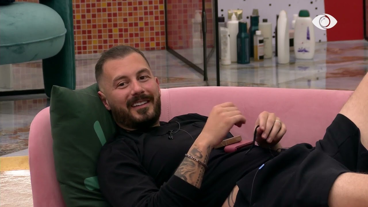 Romeo bisedon me Lidin për familjen: Nëse do kem dy vajza dua emrat, Hëna dhe Nigiri…