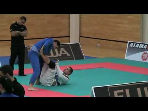 Abu Dhabi PRO UK 2009 - curtis 2eme combat