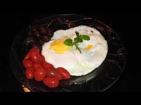 How to make fried egg recipe | كيفية عمل البيض المقلي مع الخضار على الطريقة اللبنانية
