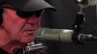 Tony Joe White - Hoochie Woman - Live on Lightning 100 powered by ONErpm.com