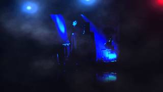 Fripp &amp; Eno - A Radical Representative Of Pinsnip - Paris (1975)