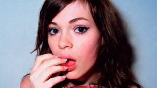Uffie - In Charge
