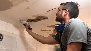 תיקוני טיח וצבע מתקלף בחדרי אמבטיה ומקלחונים | טיפים חשובים