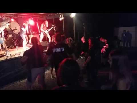 Six Between - Bodies cover (Drowning Pool) live at Sacik Fest 2015