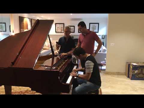 Hino 220 - Cristo Voltará