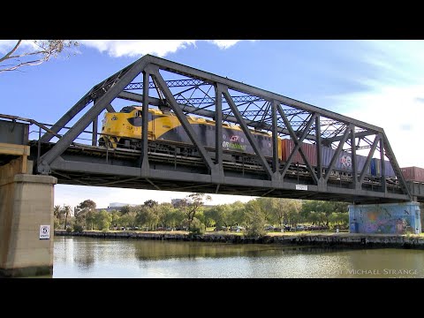 QRNational CLP13 & Interail 42105 Shunting Container Train (29/9/2009) - PoathTV Australian Railways