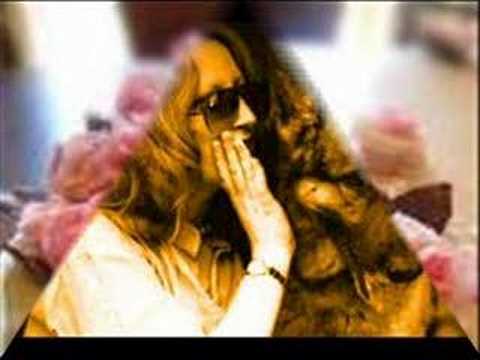download lagu mp3 mp4 Testo Mi Mandi Rose, download mp3 Testo Mi Mandi Rose free download mp3, download mp3 Testo Mi Mandi Rose