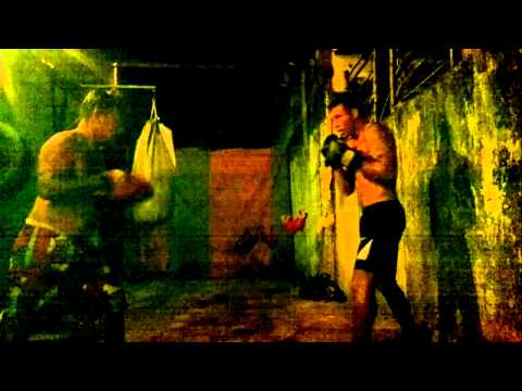 El Chino Larrea Entrena Para Su Nueva Pelea