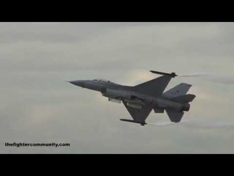 AIRE 75: F-16 Demo Team Sunset Show. Royal Netherlands Air Force