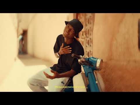 Djiba Conkaïté ft. @AK4SEVEN – 1 Km à pied | Clip Vidéo Officiel