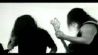 Six Feet Under - Manipulation