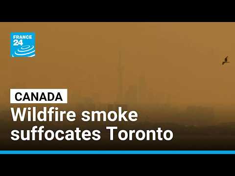 Toronto suffocates as wildfire smoke chokes city