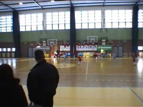 Białe Orły 2002 - FUKS Młode Orły.wmv