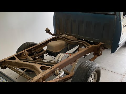Removing the truck bed on an 88-99 Chevy 1500