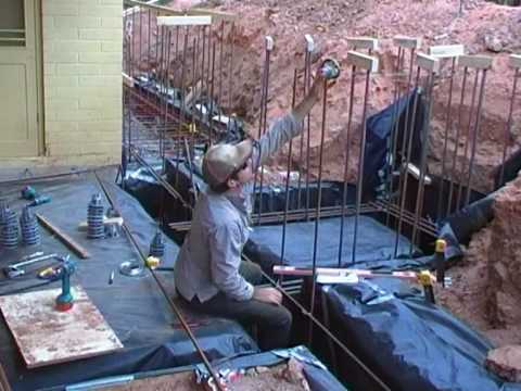 Cob Builder PART 1 - Preparing the footings...
