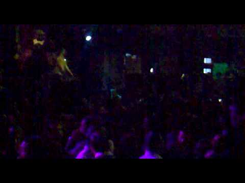 Nicola Amoruso dj aka Amorhouse plays "Born Again" @ Divinae Follie "Mito" 14-11-2009 (LISTA TRANI)