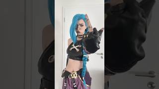 Download lagu 💙🩷#fy #jinx #arcane #cosplay mp3