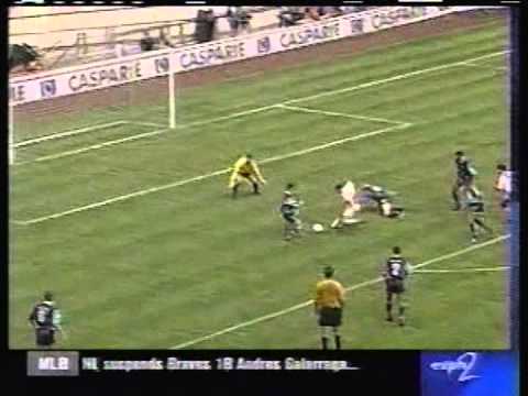 1998 (August 23) Ajax Amsterdam 2 -Willem II 0 (Dutch Eredivisie)