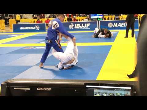 Henry Vu - IBJJF worlds 2017 match 1