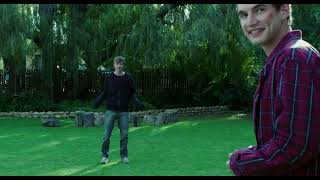 Badass - Saliva (Chronicle 2012)