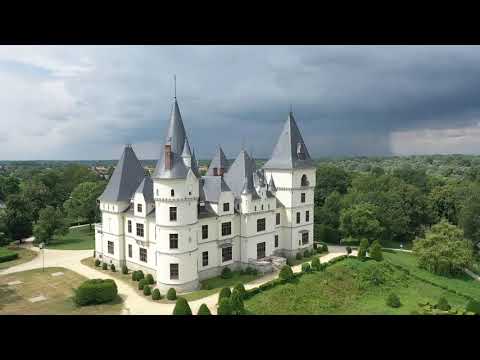 Michael Meets Mozart-The Piano Guys Castle of Andrassy