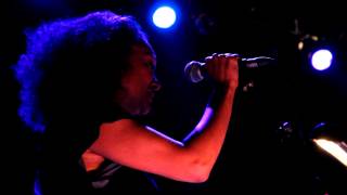 Sinead O&#39;Connor - Take Off Your Shoes