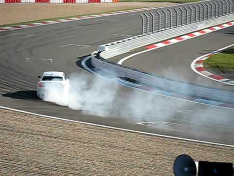 BMW Ring-Taxi M5 makes perfect drift
