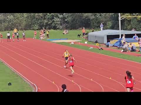 Kent Relay Championships 2025 - U13 Girls 4 x 200m Heat 2 