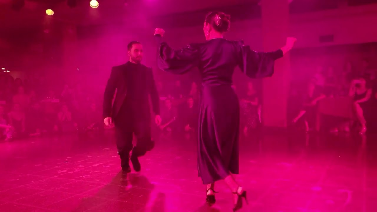 Camila Alegre & Ezequiel Lopez - Acercate a mi tango festival closing milonga (1/2)