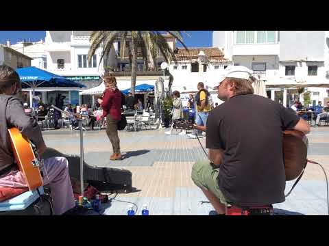 Suzie Q - Markus K & Dominic Dobernowsky busking in Altea