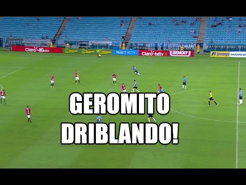 Zagueiro GEROMEL do GRÊMIO dribla adversários e quase marca!