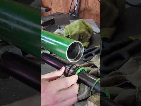 John deere cylinder rebuild without their "tool"  300x loader