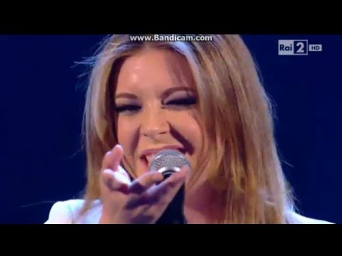 Giorgia Alò - Skyfall [The Voice Of italy 2016 - LiveShow]