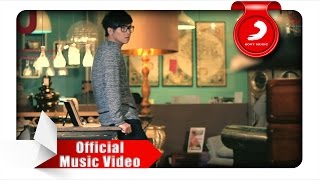 Rafael Tan - Tiada Kata Berpisah (Official Music Video)