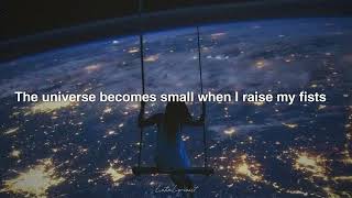 Me vieron cruzar "They saw me cross" - Calle 13 (english lyrics)
