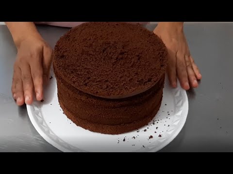 Massa de Chocolate para Forma de 20 Cm por 10 de Altura