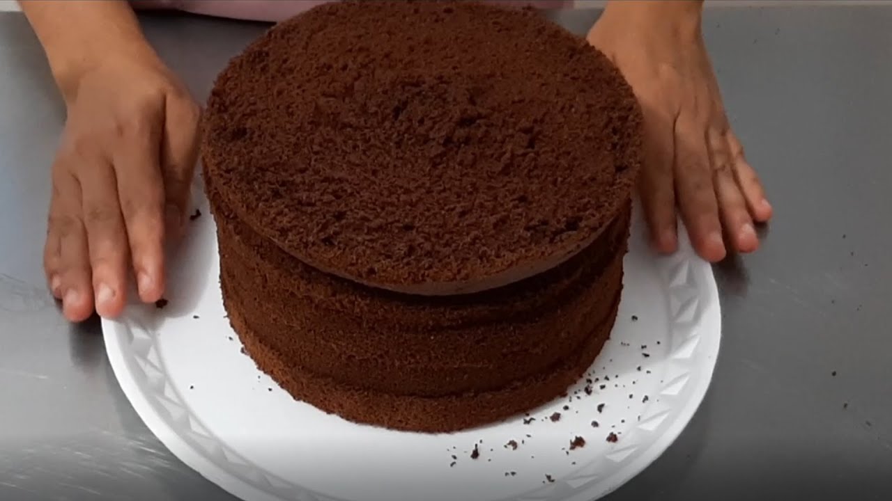 Massa de Chocolate para Forma de 20 Cm por 10 de Altura