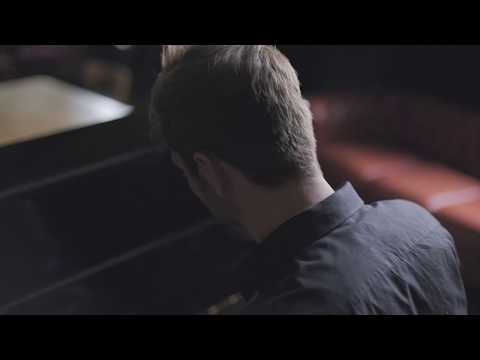 David Lang I Beiz | Swiss German Song about Pubs and Bars and old restaurants | Beisl