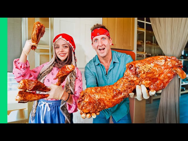 VIRAL Chef Cooks Sheep Head!! Extreme Arab Food in Lebanon!! SDDEFAULT Thumbnail