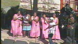 Working On The Building.wmv - The Famous Lattimore Sisters