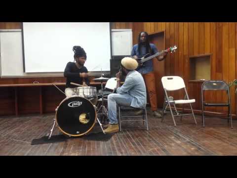 Notis Heavyweightrockaz  ft. Iba Mahr -Live Dub @ U.W.I. CrossroadsRiddim