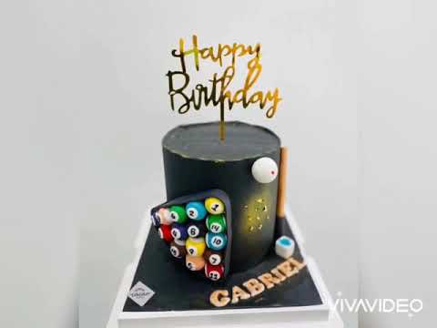 Customized cake pastry chef  👩‍🍳