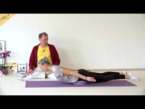 Kissen-Pfau - Yoga Asana Lexikon