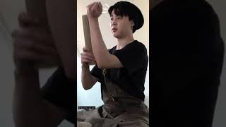 when jimin realised that the log was similar to his arm😂