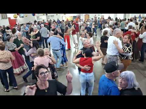 Quinta feira na terceira idade de Coronel Vivida Paraná(com marcos e margarida)