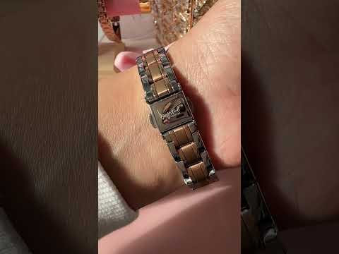 Product video thumbnail