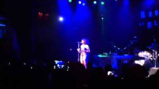 Marsha Ambrosius Performs “Your Hands” Live at the House of Blues in Chicago