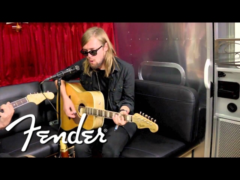 Band of Skulls Perform "Bruises" | Fender