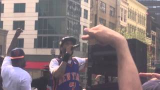 Redman&#39;s DJ Dice cutting up I Wanna Rock Right Now (Live @ Union Square for NYC Cannabis Rally)