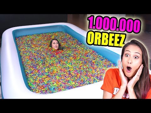 1 MILJOEN ORBEEZ IN EEN ZWEMBAD IN MIJN HUISKAMER!